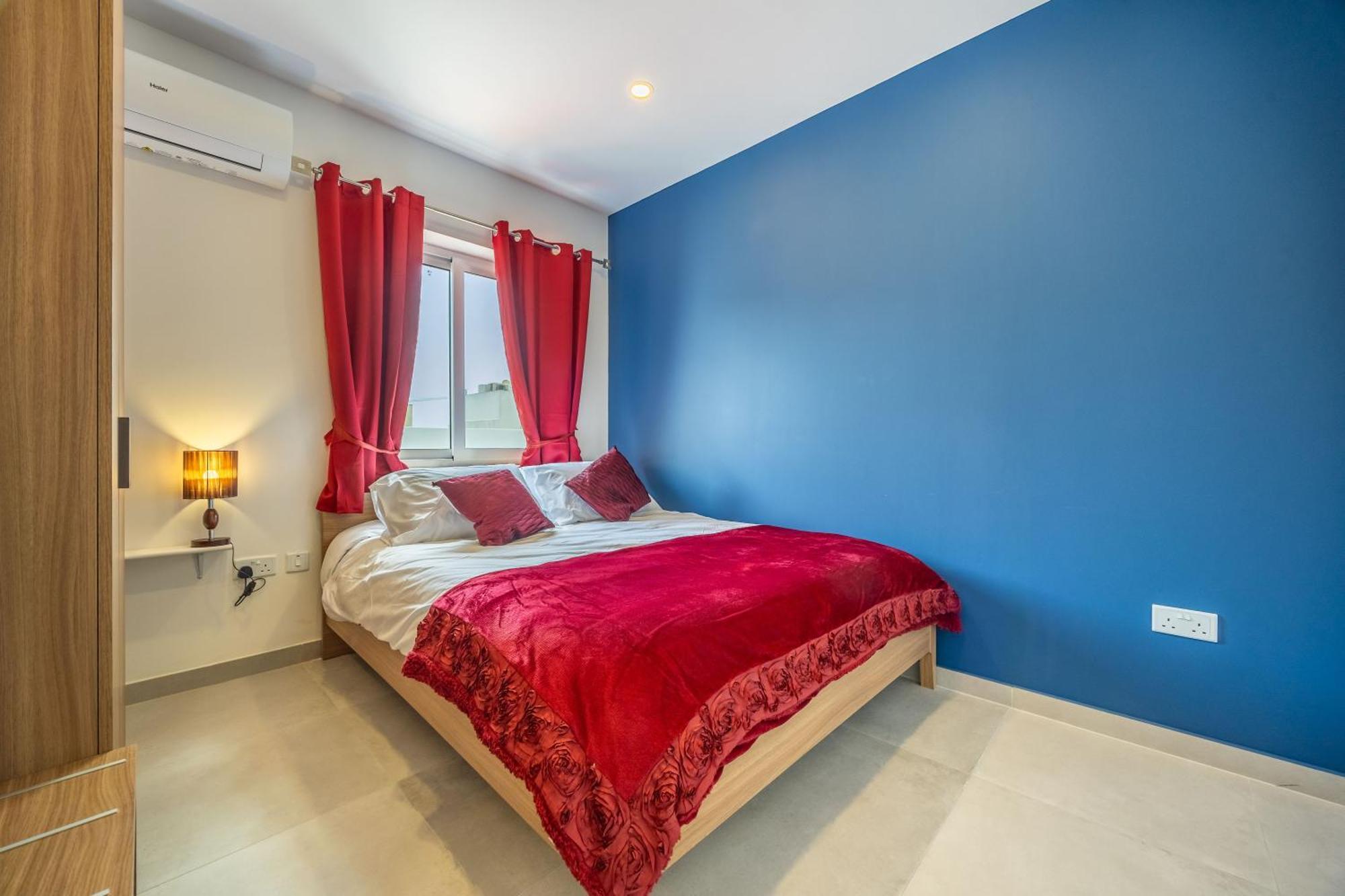 Sleek & Stylish 2Br Accommodation With Large Private Terrace - Close To Saint Julian'S & Tigne Shopping Mall Sliema Exterior foto